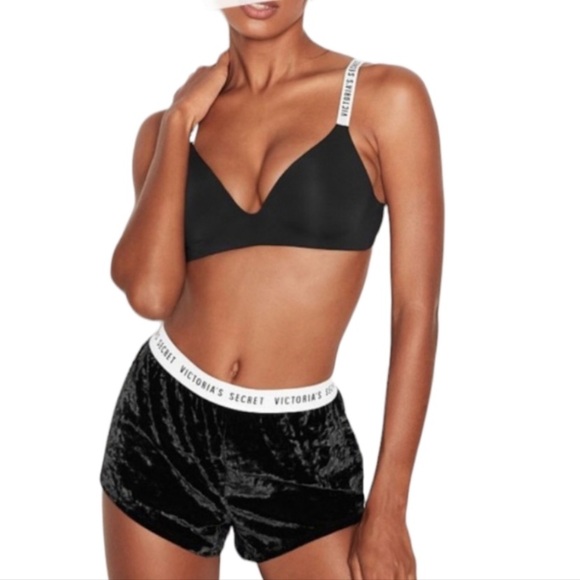 Victoria's Secret Pants - Victoria’s Secret black velvet crushed shorts size L large